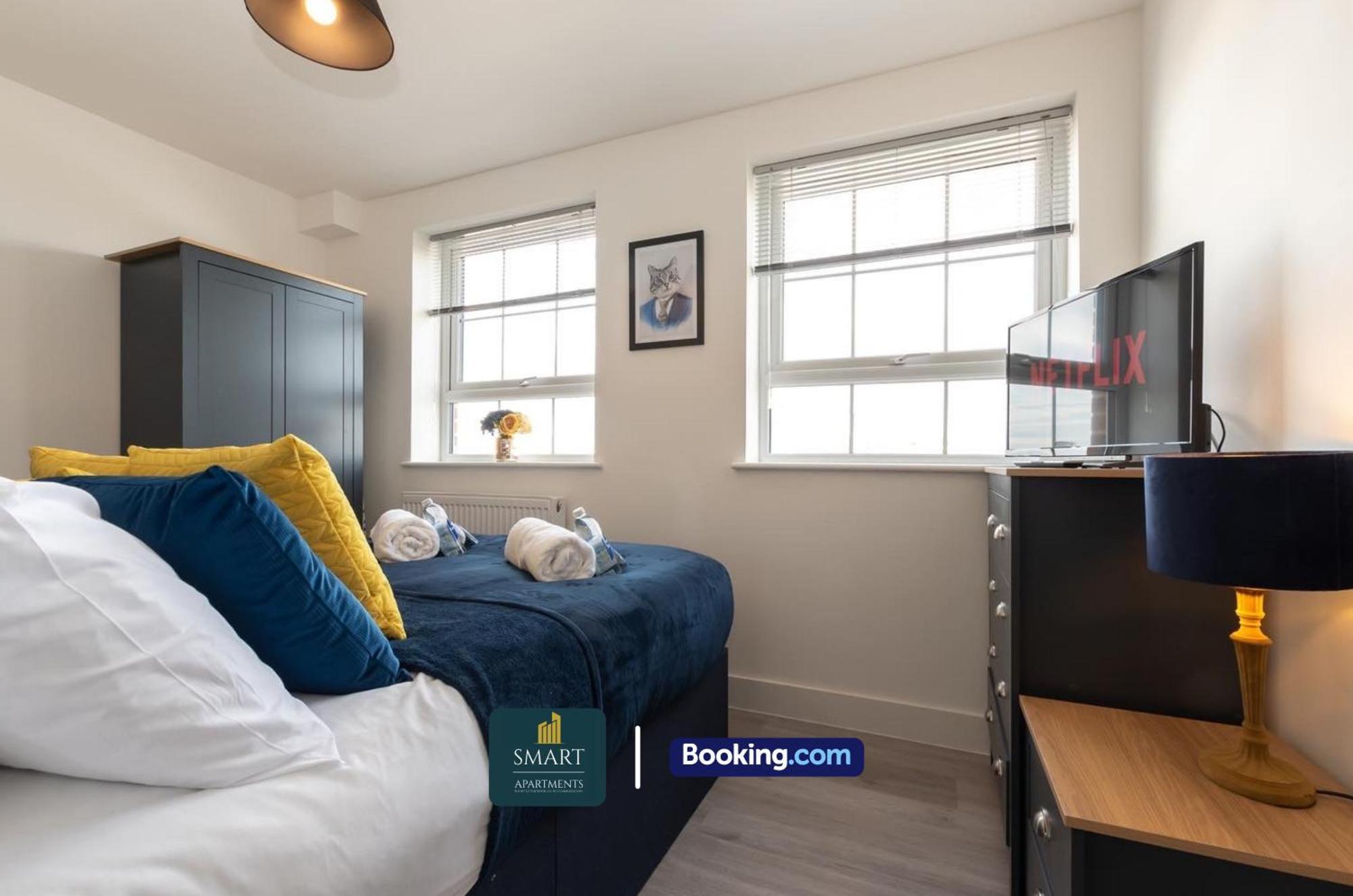 Relaxing Atlantic Mansions By Smart Short Lets & Serviced With Free Wifi Southampton